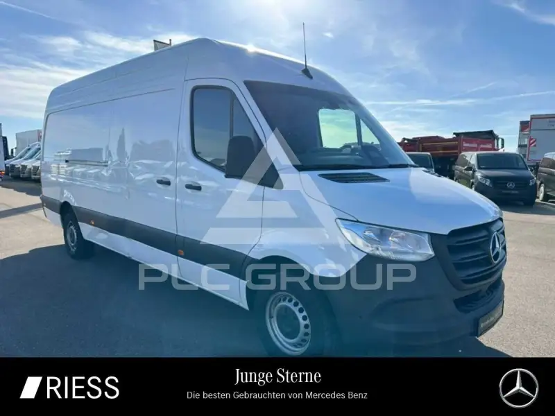 2025 Mercedes Benz Sprinter