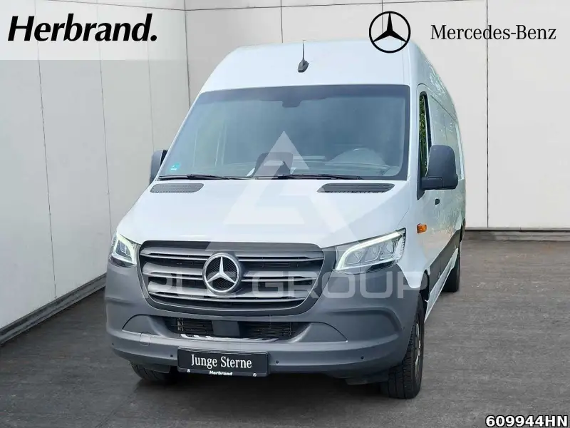 2025 Mercedes Benz Sprinter