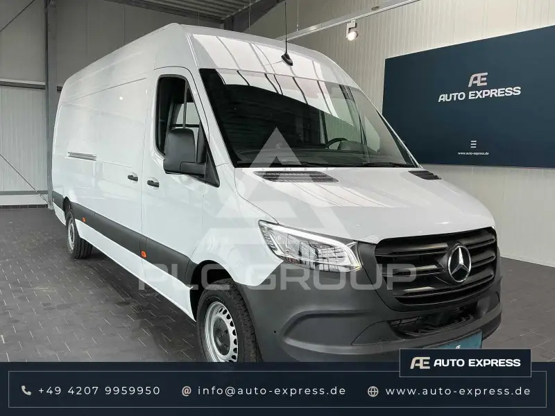 2025 Mercedes Benz Sprinter