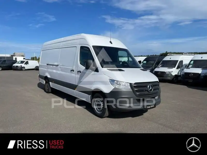 2025 Mercedes Benz Sprinter
