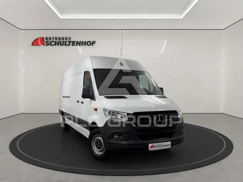 2025 Mercedes Benz Sprinter
