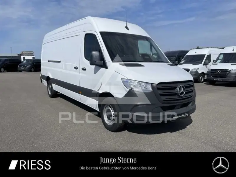 2025 Mercedes Benz Sprinter