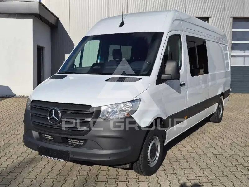 2025 Mercedes Benz Sprinter