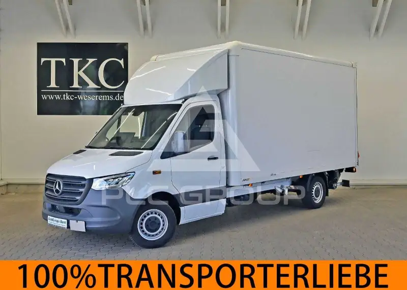 2025 Mercedes Benz Sprinter