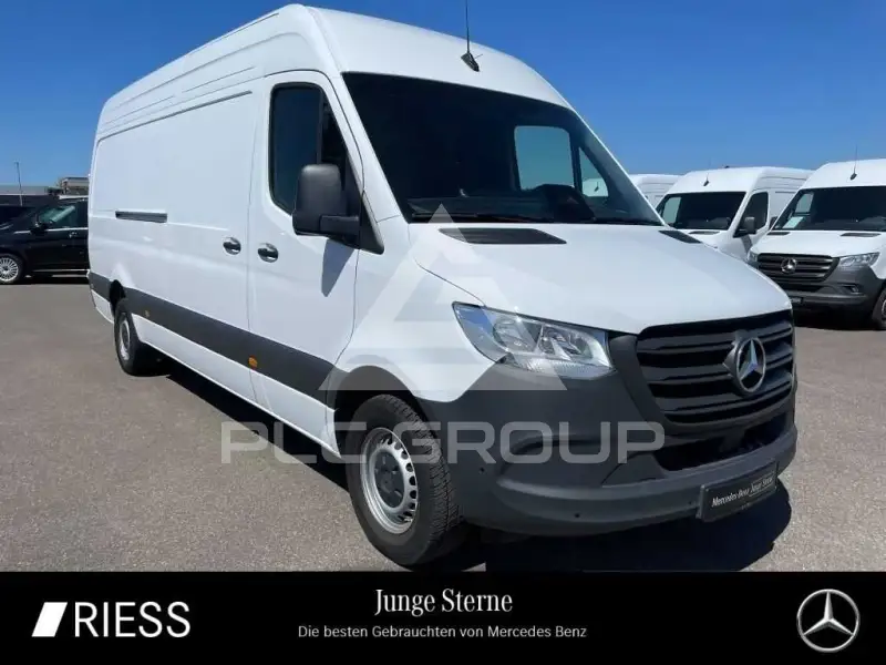 2025 Mercedes Benz Sprinter