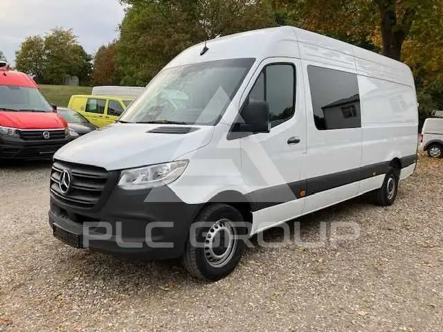 2025 Mercedes Benz Sprinter
