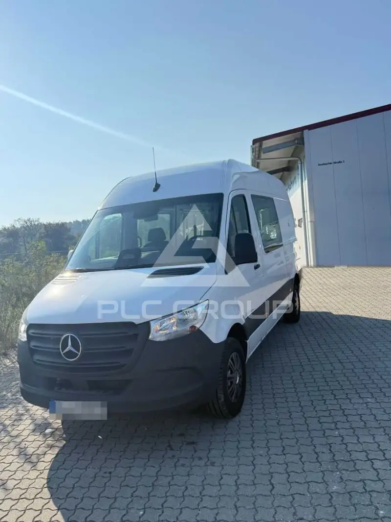 2025 Mercedes Benz Sprinter