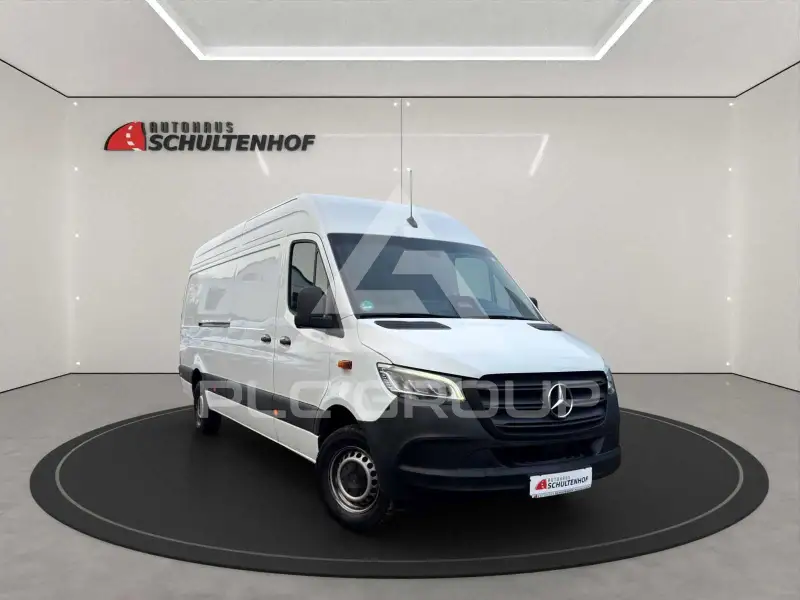 2025 Mercedes Benz Sprinter