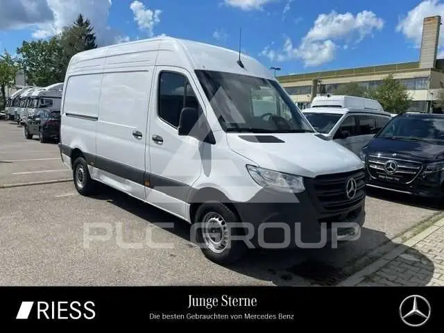 2025 Mercedes Benz Sprinter