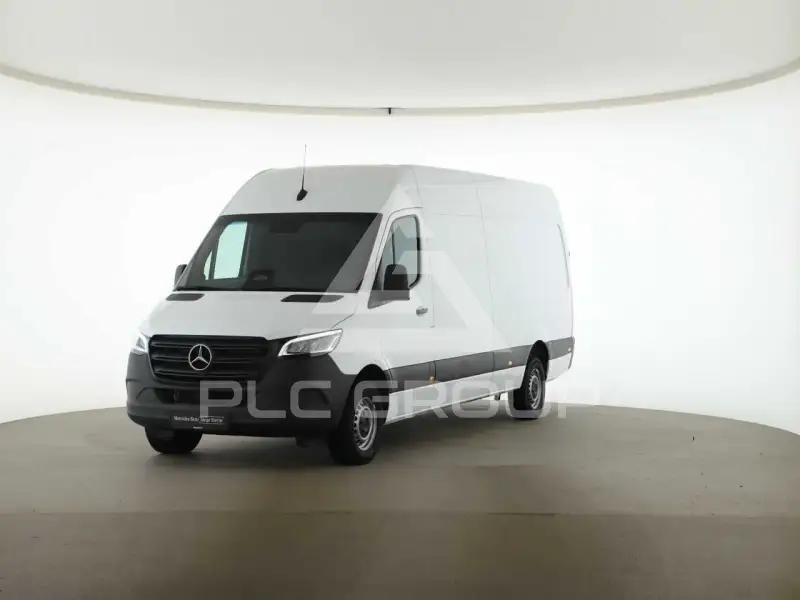 2025 Mercedes Benz Sprinter