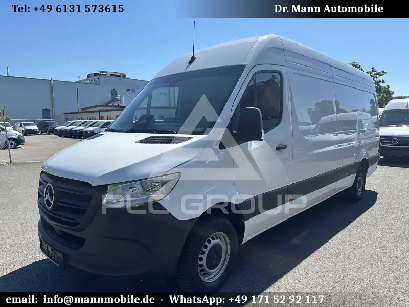 2025 Mercedes Benz Sprinter