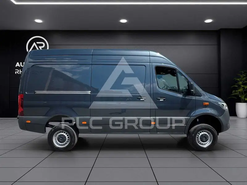 2025 Mercedes Benz Sprinter