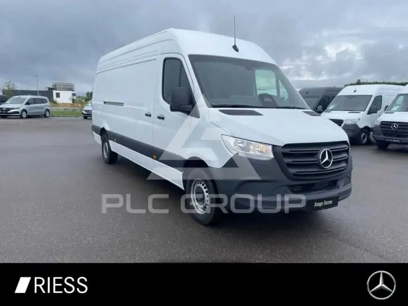 2025 Mercedes Benz Sprinter
