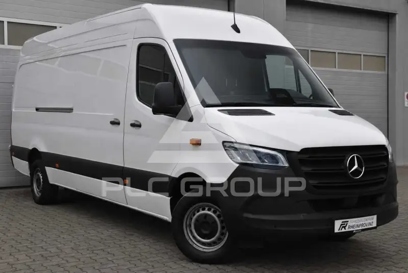 2025 Mercedes Benz Sprinter