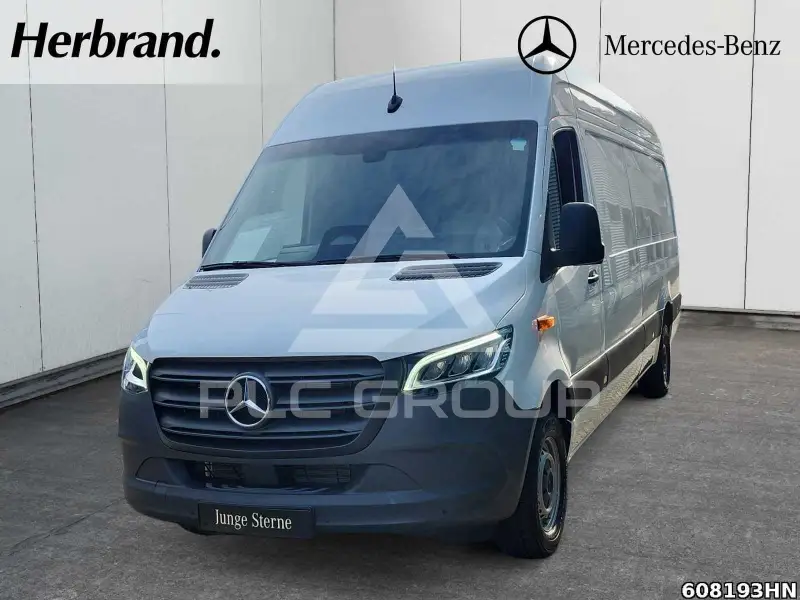 2025 Mercedes Benz Sprinter