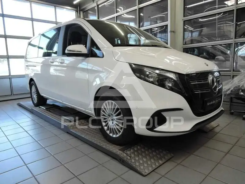 2025 Mercedes Benz EQV