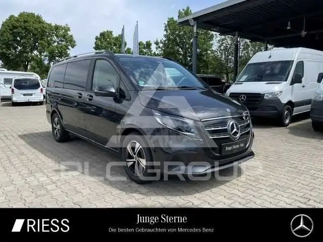 2025 Mercedes Benz EQV