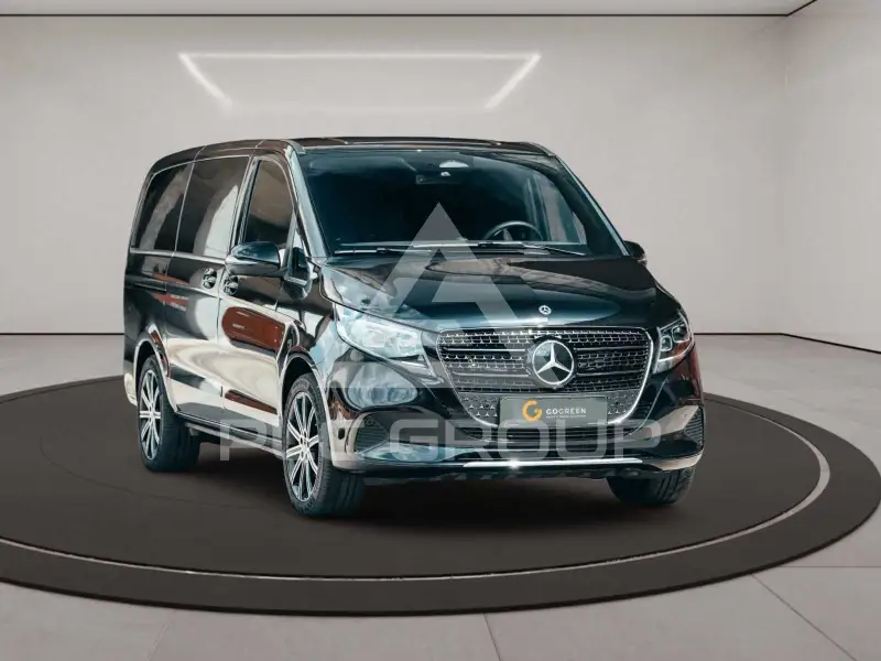 2025 Mercedes Benz E 300