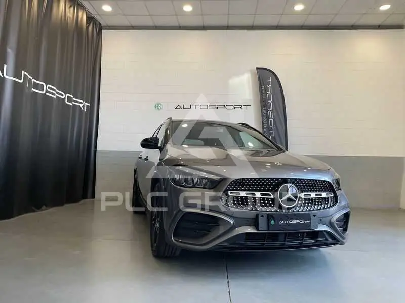 2025 Mercedes Benz Other