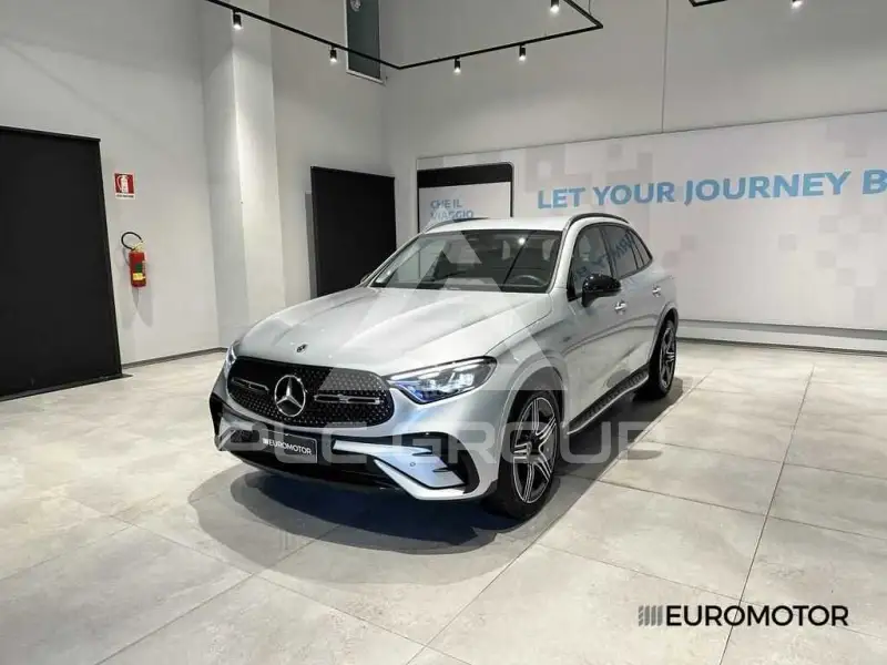 2025 Mercedes Benz Other