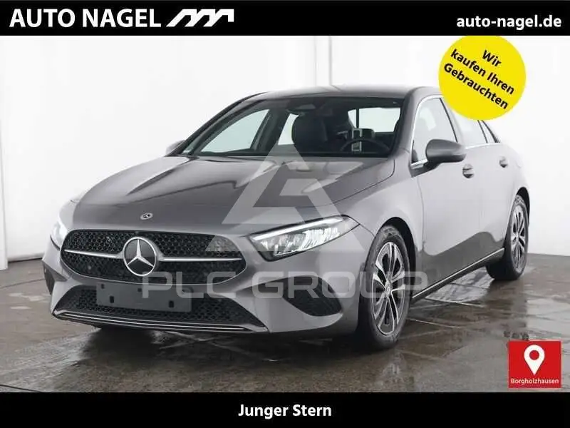 2025 Mercedes Benz A 180