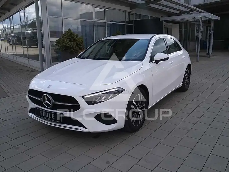 2025 Mercedes Benz A 180
