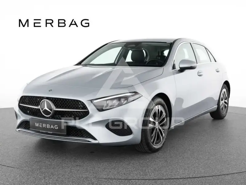 2025 Mercedes Benz A 180