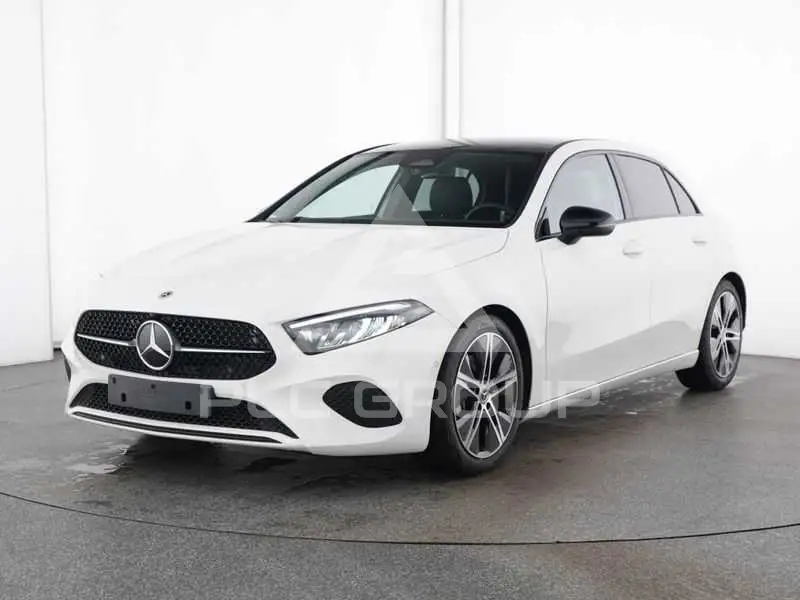 2025 Mercedes Benz A 180