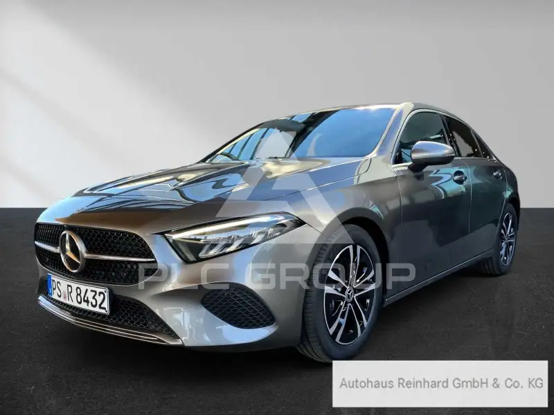 2025 Mercedes Benz A 180