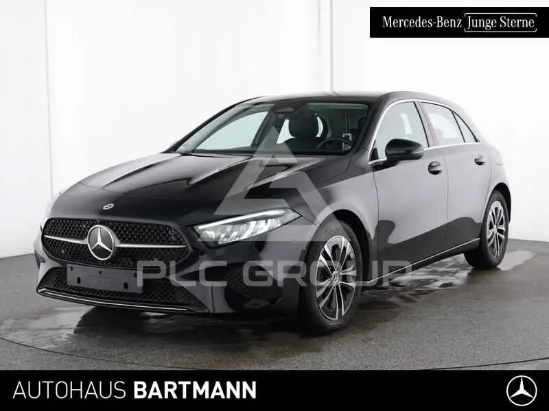 2025 Mercedes Benz A 180