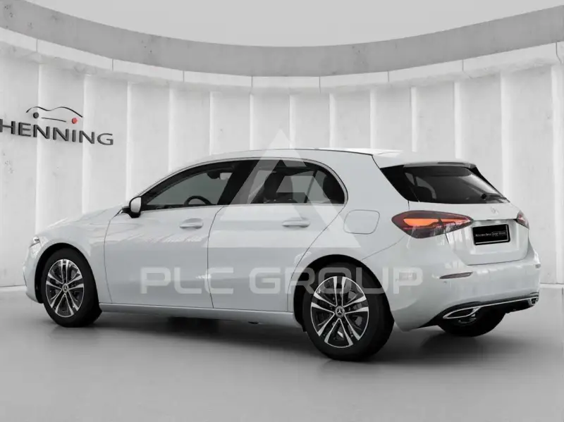 2025 Mercedes Benz A 180
