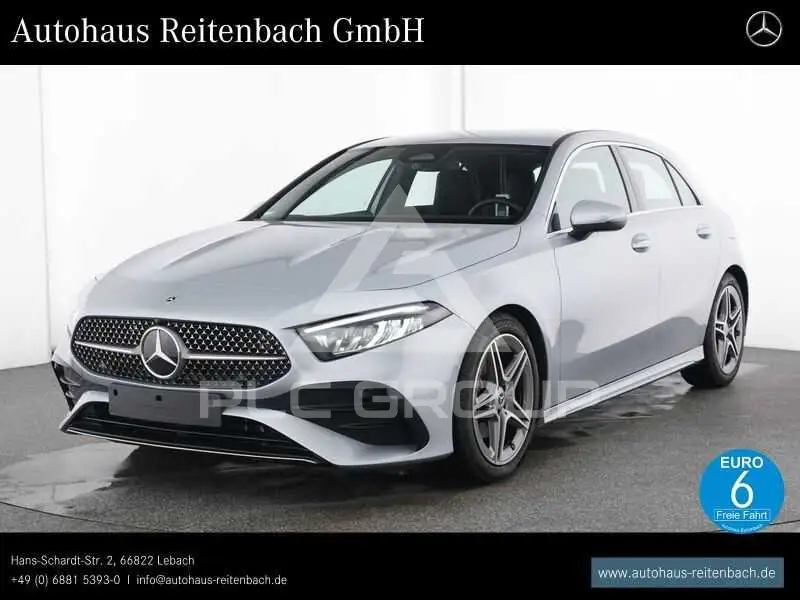 2025 Mercedes Benz A 180