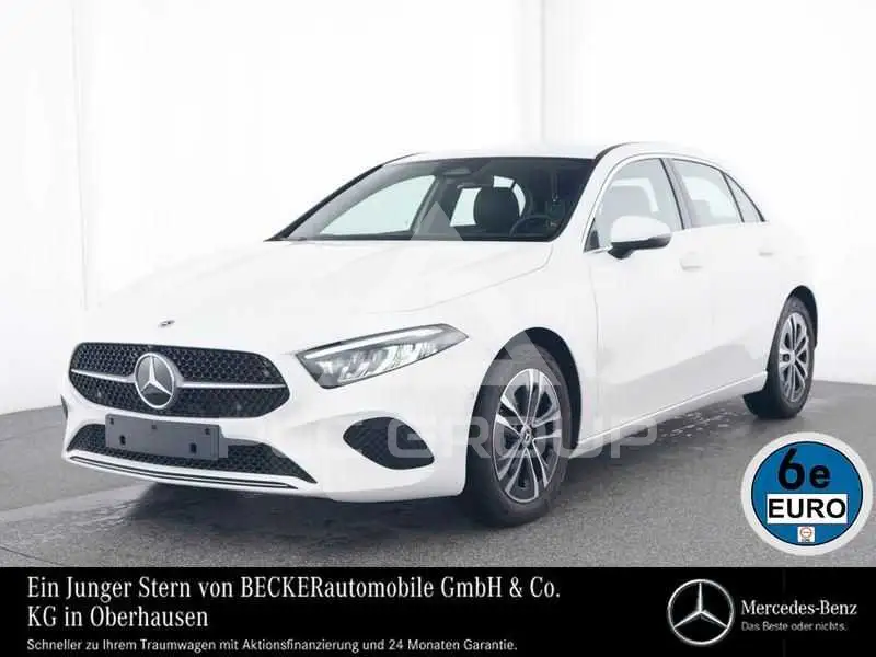 2025 Mercedes Benz A 180