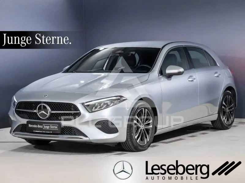 2025 Mercedes Benz A 180