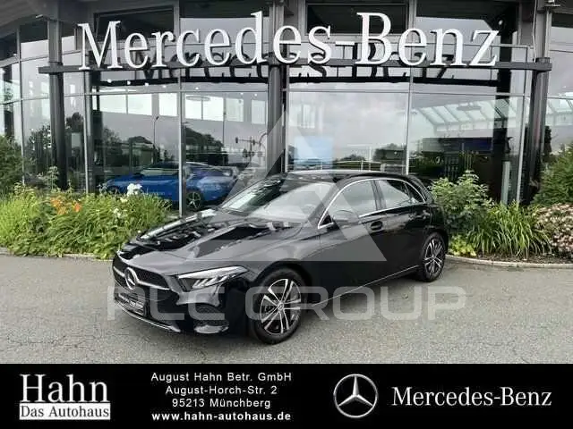 2025 Mercedes Benz A 180
