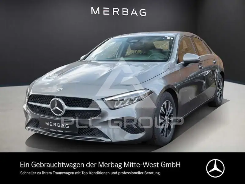 2025 Mercedes Benz A 180