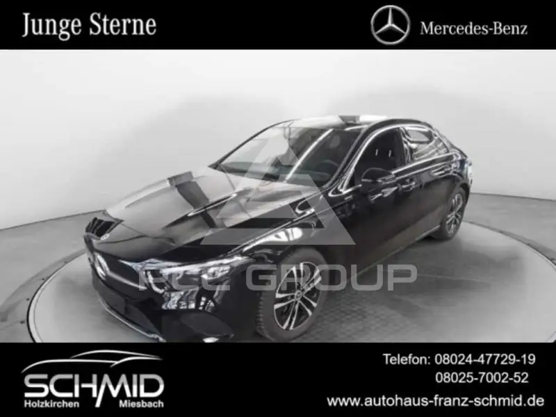 2025 Mercedes Benz A 180