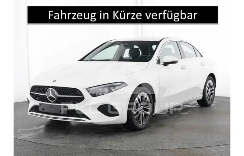 2025 Mercedes Benz A 180