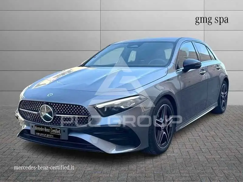 2025 Mercedes Benz A 180