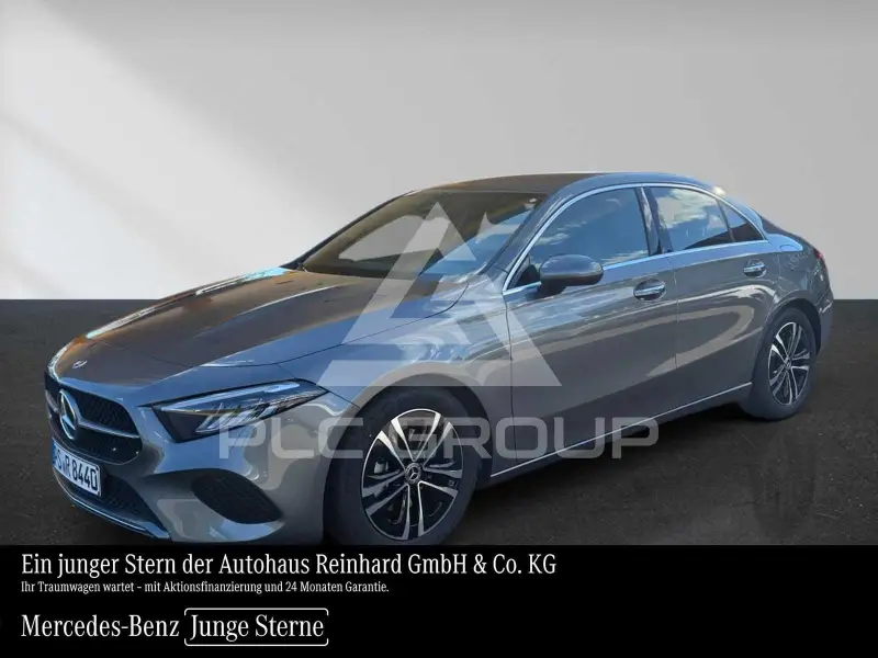 2025 Mercedes Benz A 180