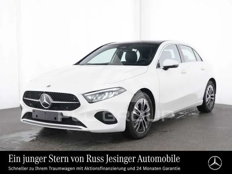 2025 Mercedes Benz A 180