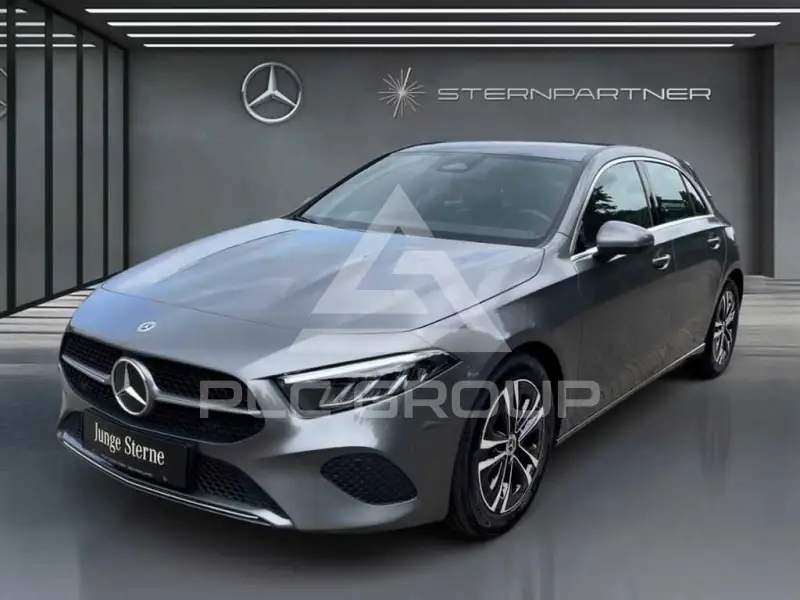 2025 Mercedes Benz A 180
