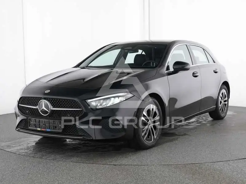 2025 Mercedes Benz A 180