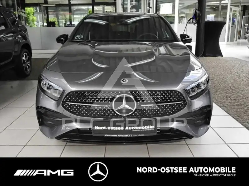 2025 Mercedes Benz A 200