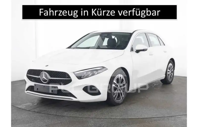 2025 Mercedes Benz A 200