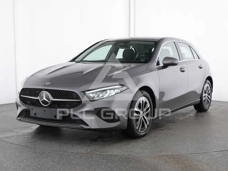 2025 Mercedes Benz A 200