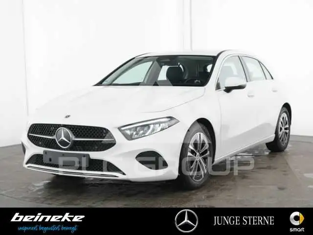 2025 Mercedes Benz A 200