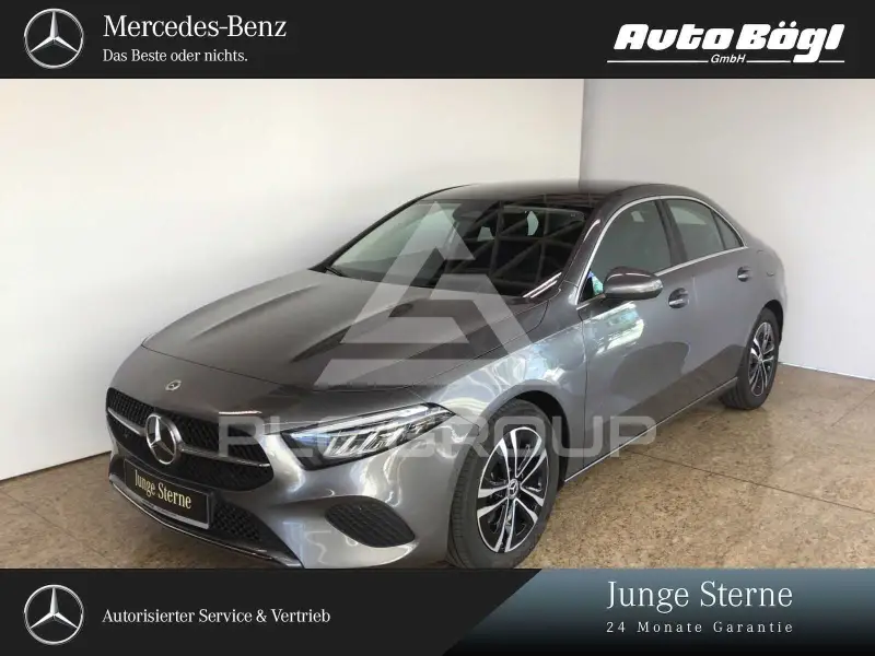 2025 Mercedes Benz A 200
