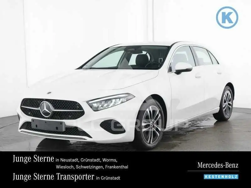 2025 Mercedes Benz A 200