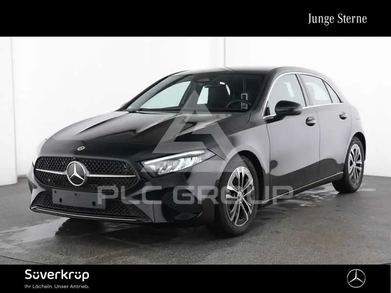 2025 Mercedes Benz A 200